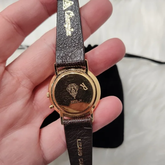 Vintage 90's Gucci 3800 Jr Wristwatch, 18k Gold Plated, Lizard Calf Band 5/8R, - Picture 9 of 16